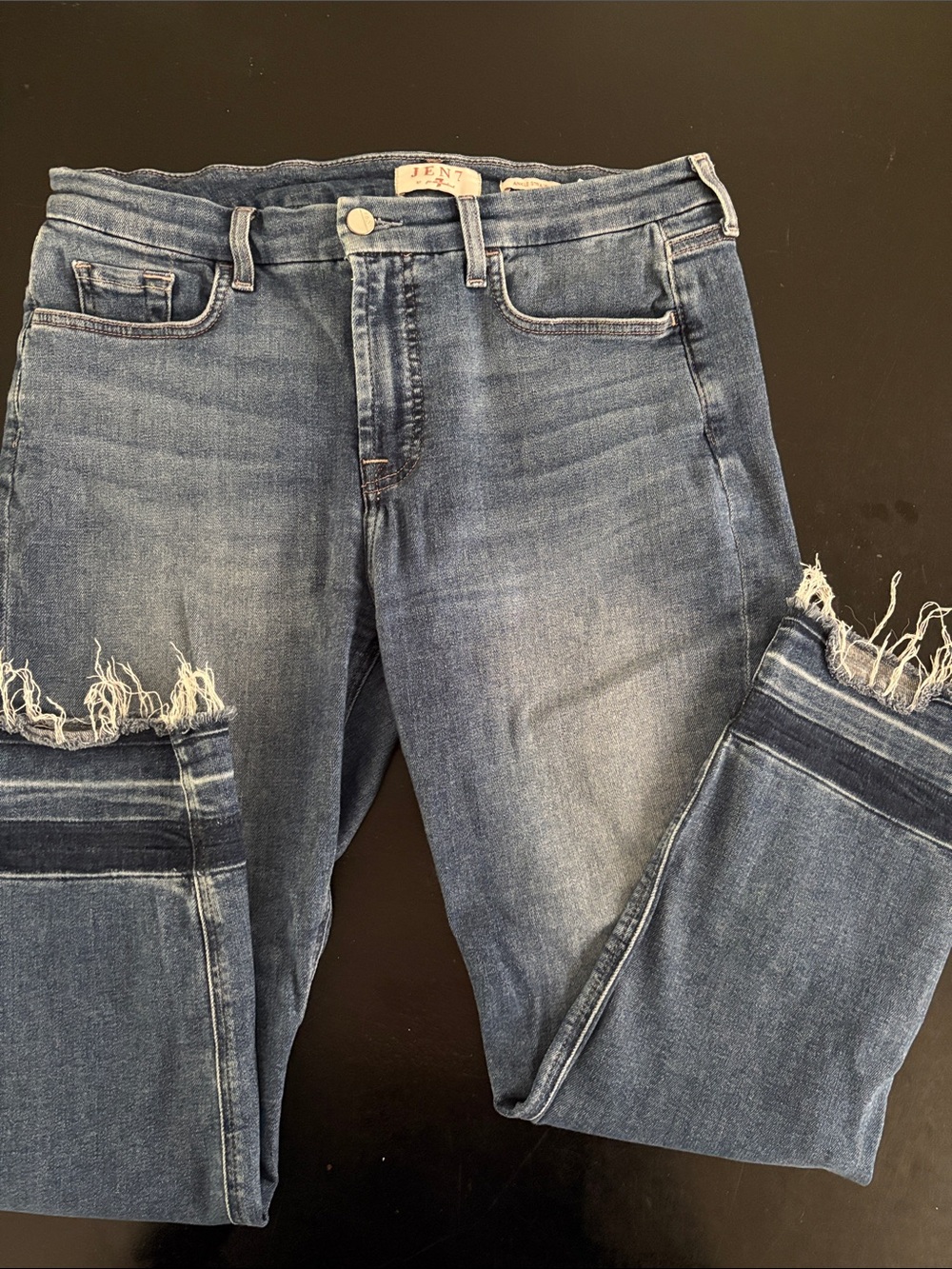 JEN7 ankle straight Frayed Hem Blue Jeans
